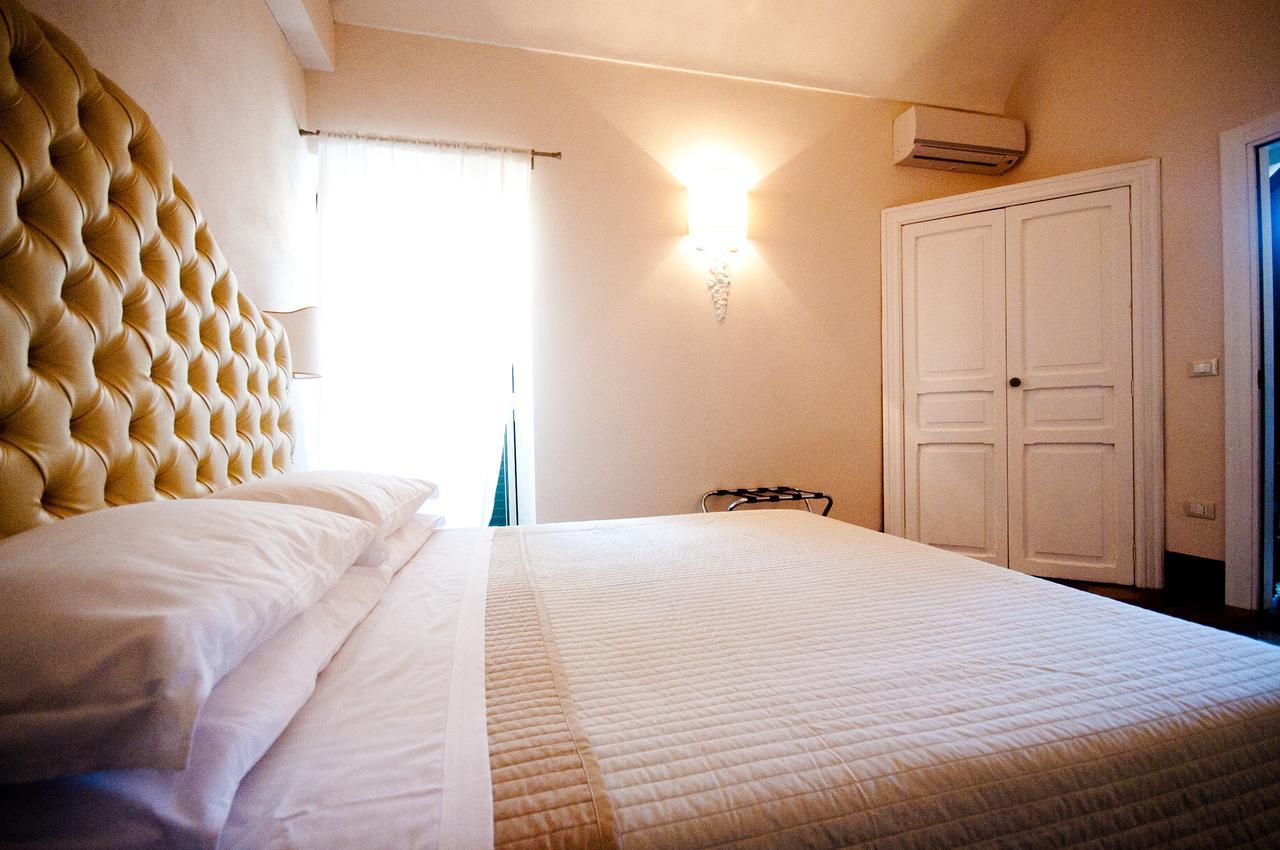 Sveva Rooms Noto Exterior photo